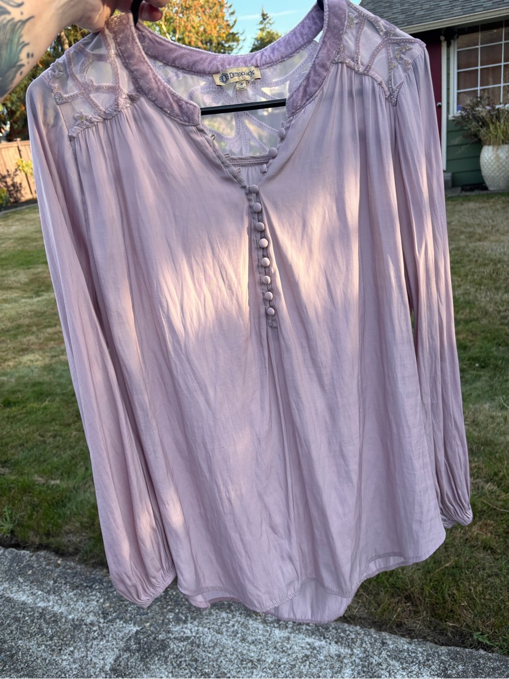 Democracy Lavender Long-Sleeve Button Front Peasant Blouse